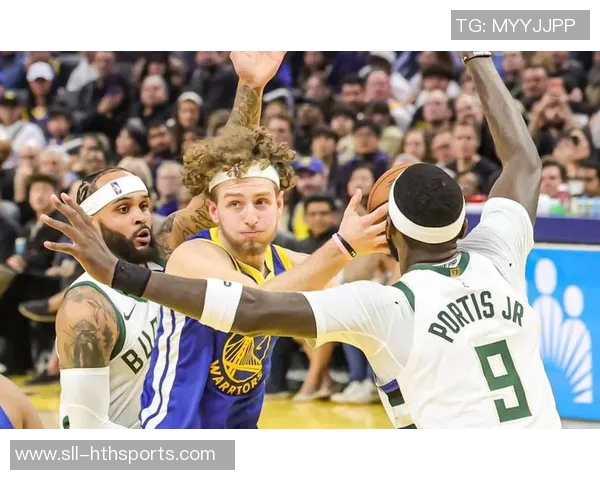 2018年NBA常规赛勇士与雄鹿对决精彩回顾与赛后分析